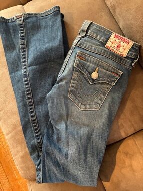 True Religion Tony Women's Medium Blue Jeans with Signature Pocket Size 26